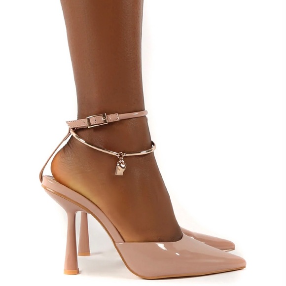 Public Desire - Picture 3 of 8